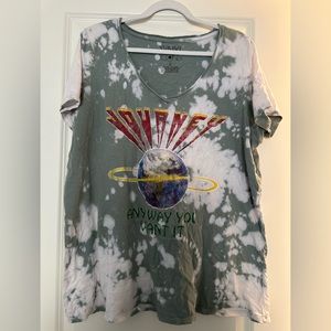 Journey Band Tee. Torrid - the vinyl icons. Size 2.